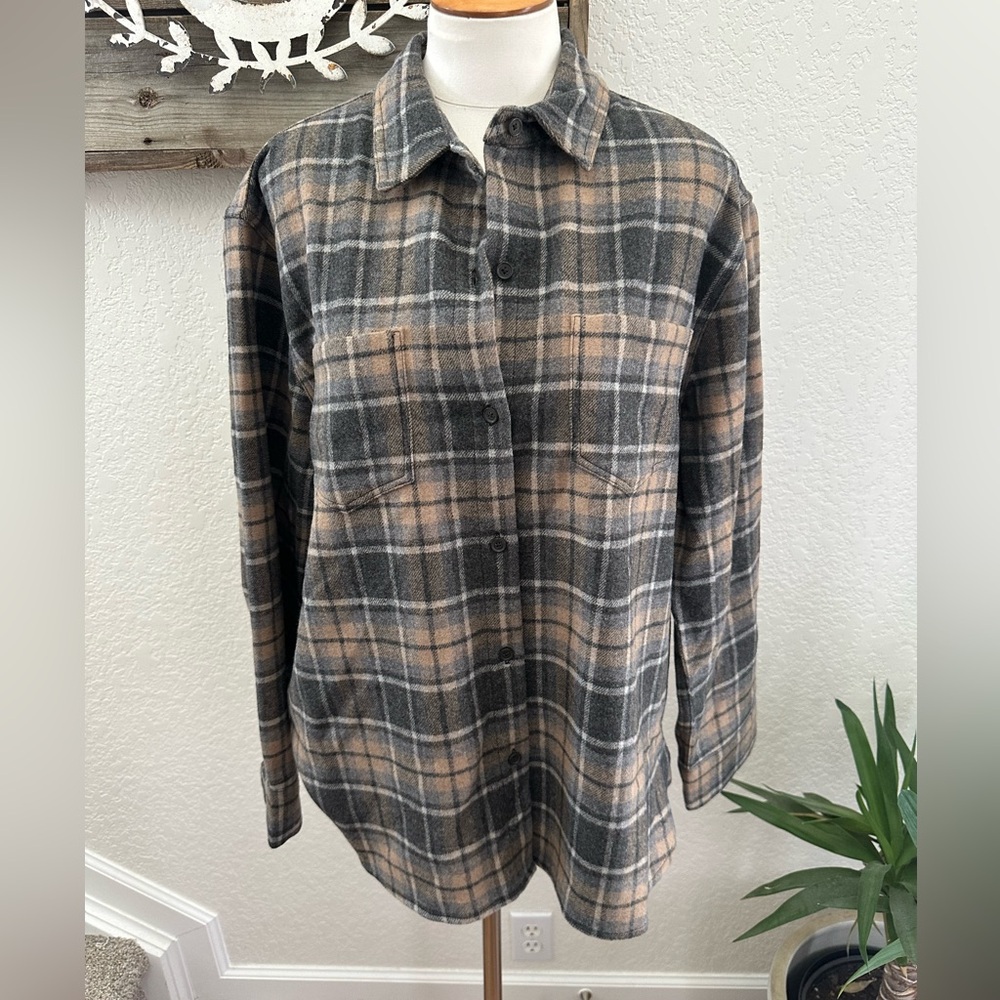 Jenni Kayne O’keefe Plaid Button-Up Shirt Shacket - Gray and Tan Wool blend L